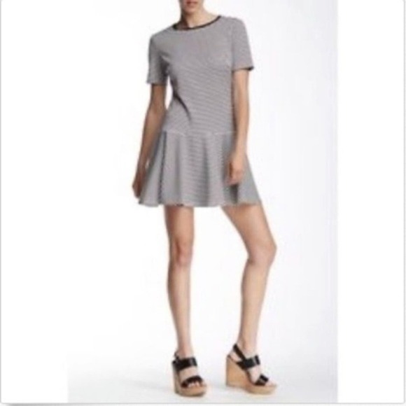 Trina Turk Mason Drop Waist Mini Dress SZ S - Picture 1 of 8
